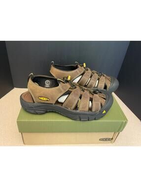 New! Mens Keen Newport Bison Brown Leather Waterproof Sandals. Size 10. Nice!!!